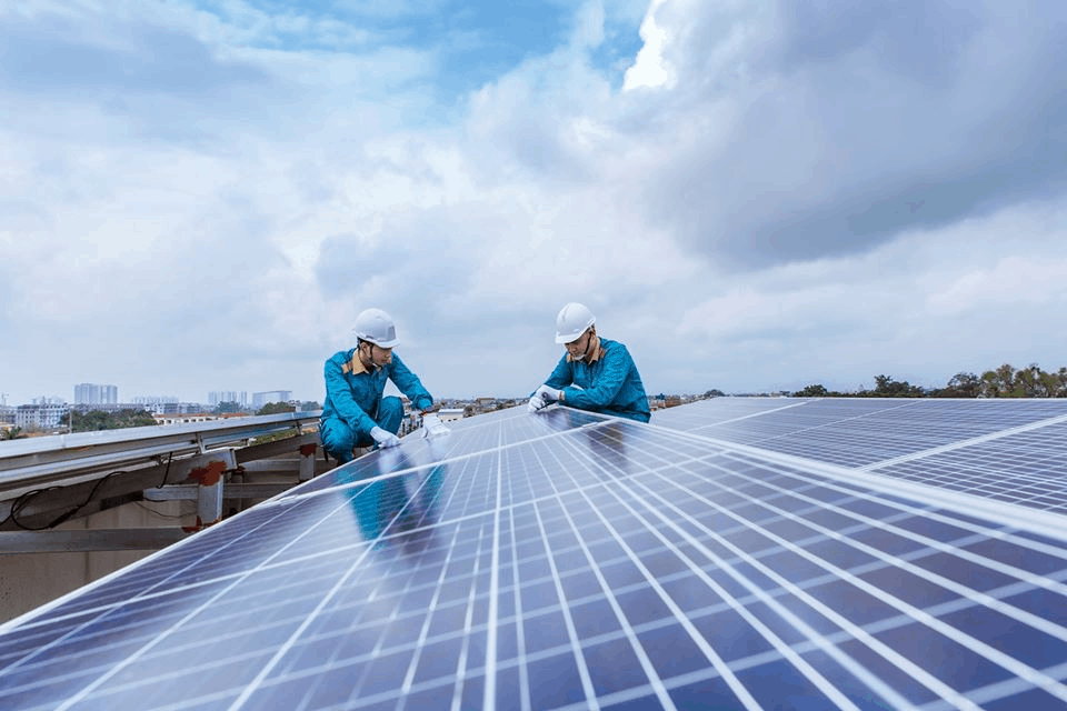 Lợi ích của việc đầu tư vào năng lượng mặt trời cho doanh nghiệp